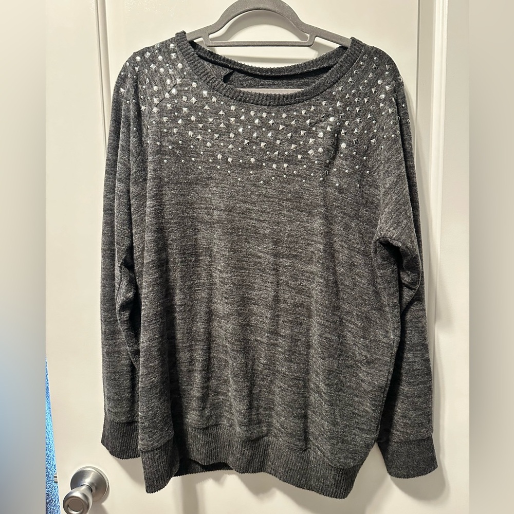 Torrid Super soft V neck Plush sweatshirt with rhinestone detail (large/12)